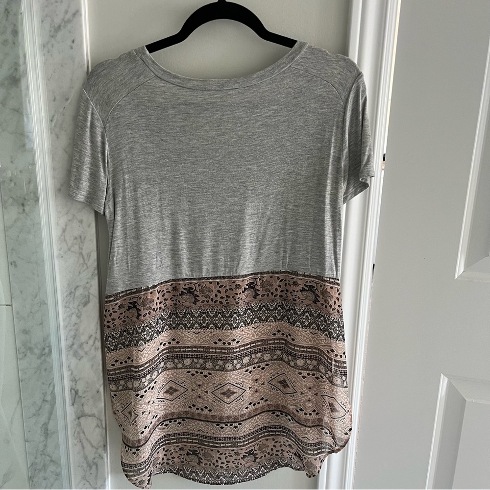 Gray Patterned T-Shirt - Picture 4 of 4